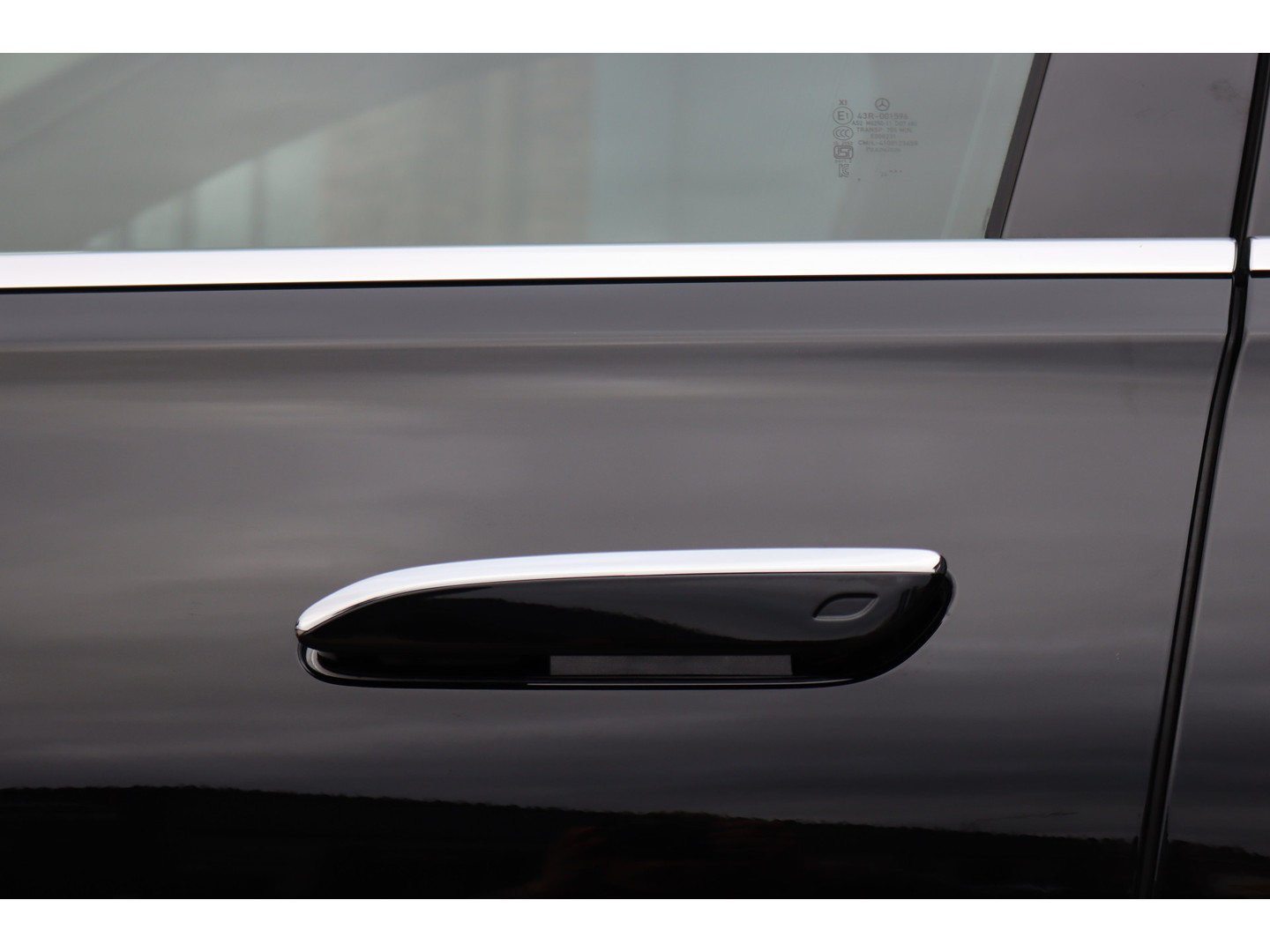 Mercedes-Benz Mercedes-Benz