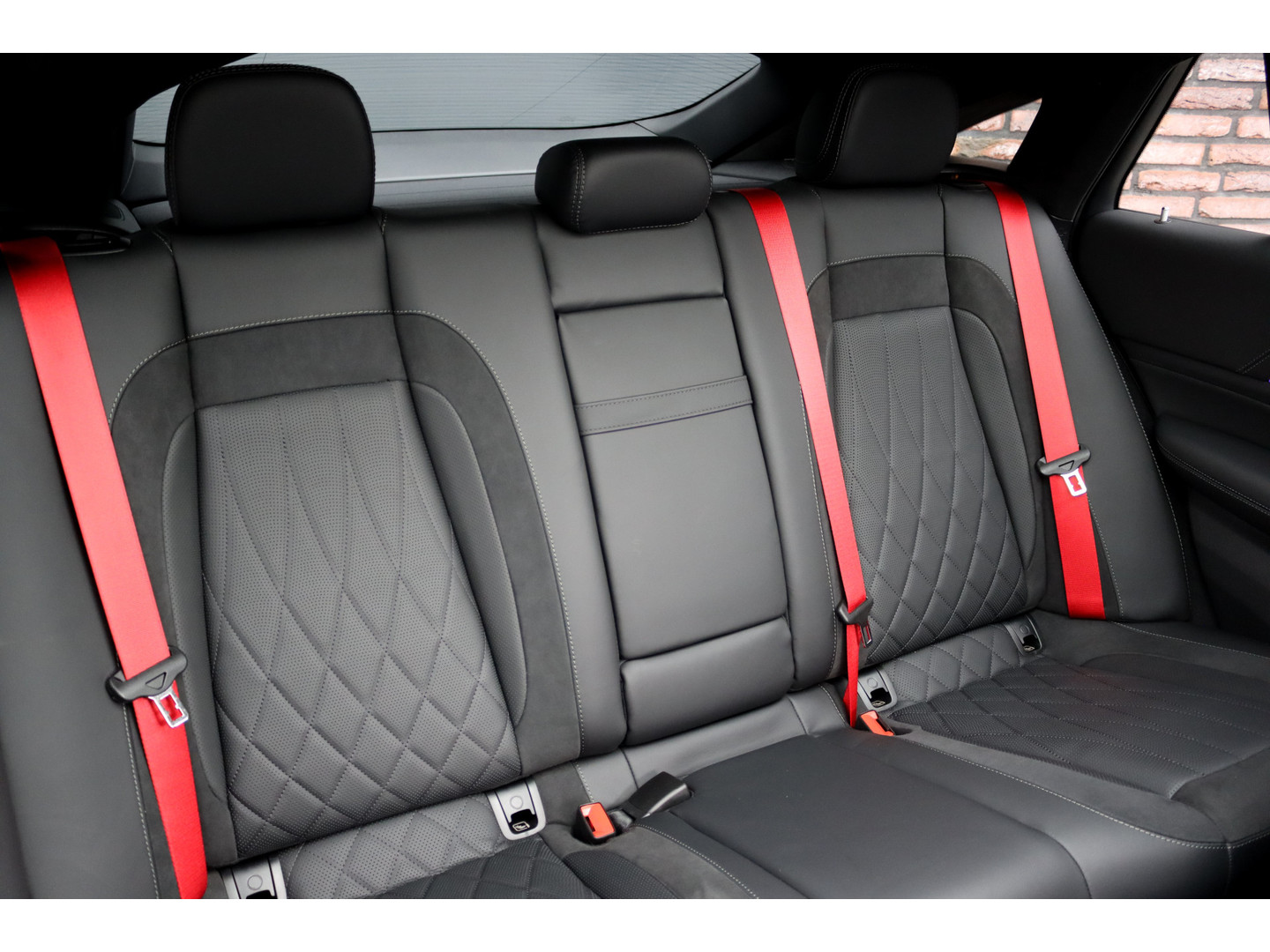 Mercedes-Benz Mercedes-Benz