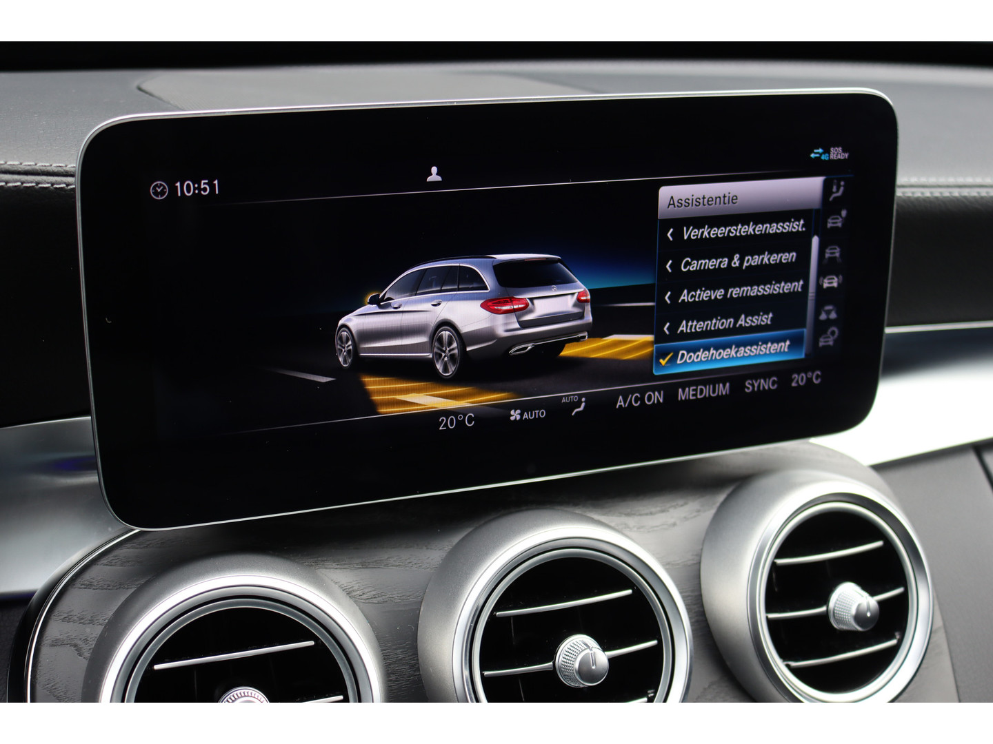 Mercedes-Benz Mercedes-Benz