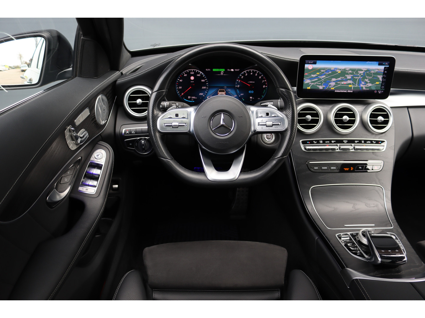 Mercedes-Benz Mercedes-Benz