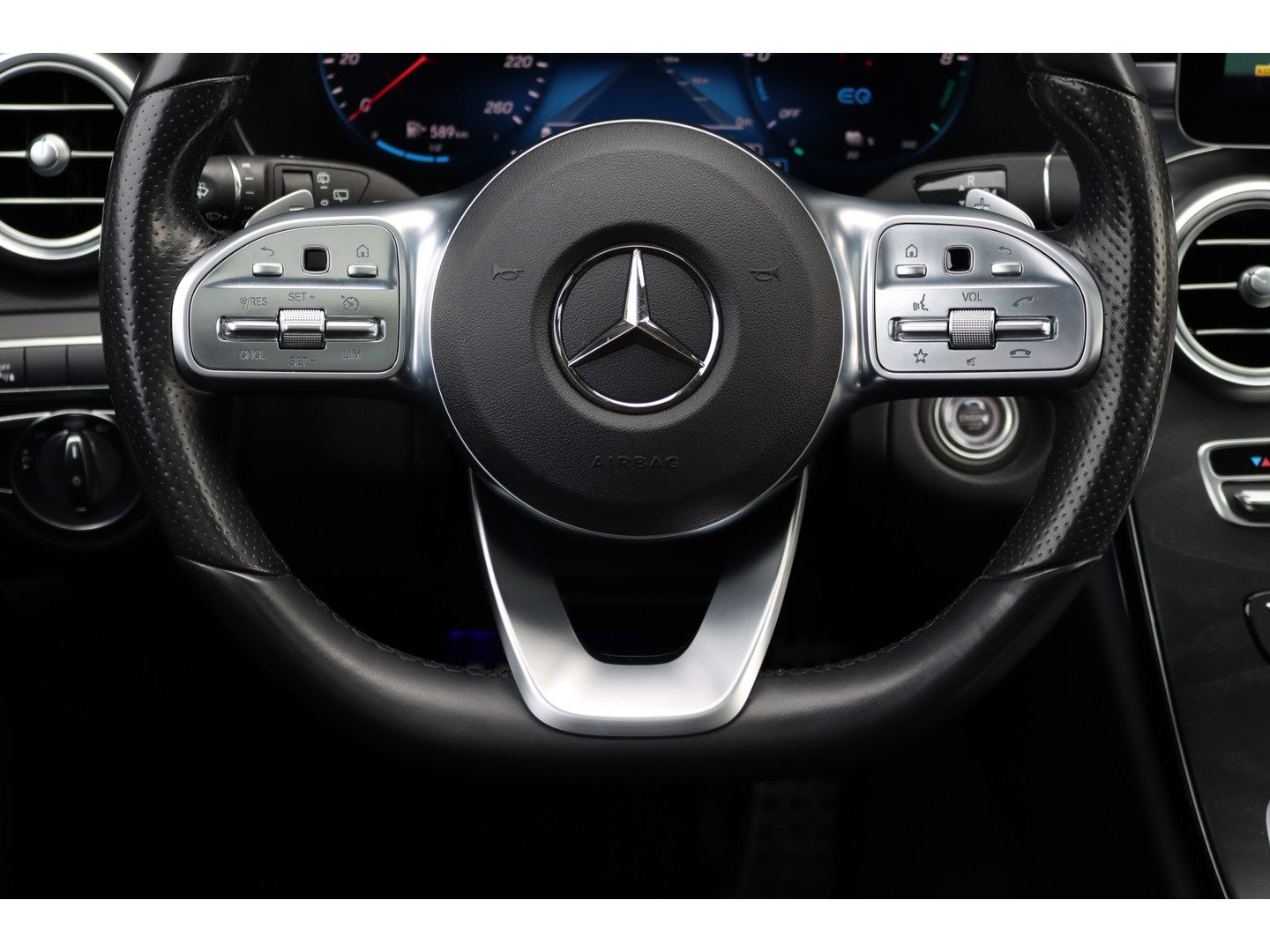 Mercedes-Benz Mercedes-Benz