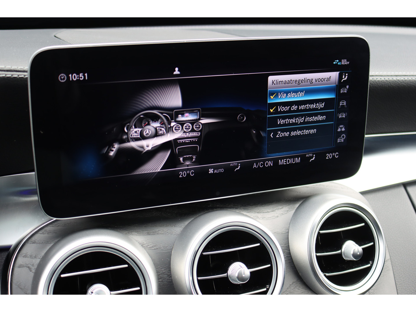 Mercedes-Benz Mercedes-Benz