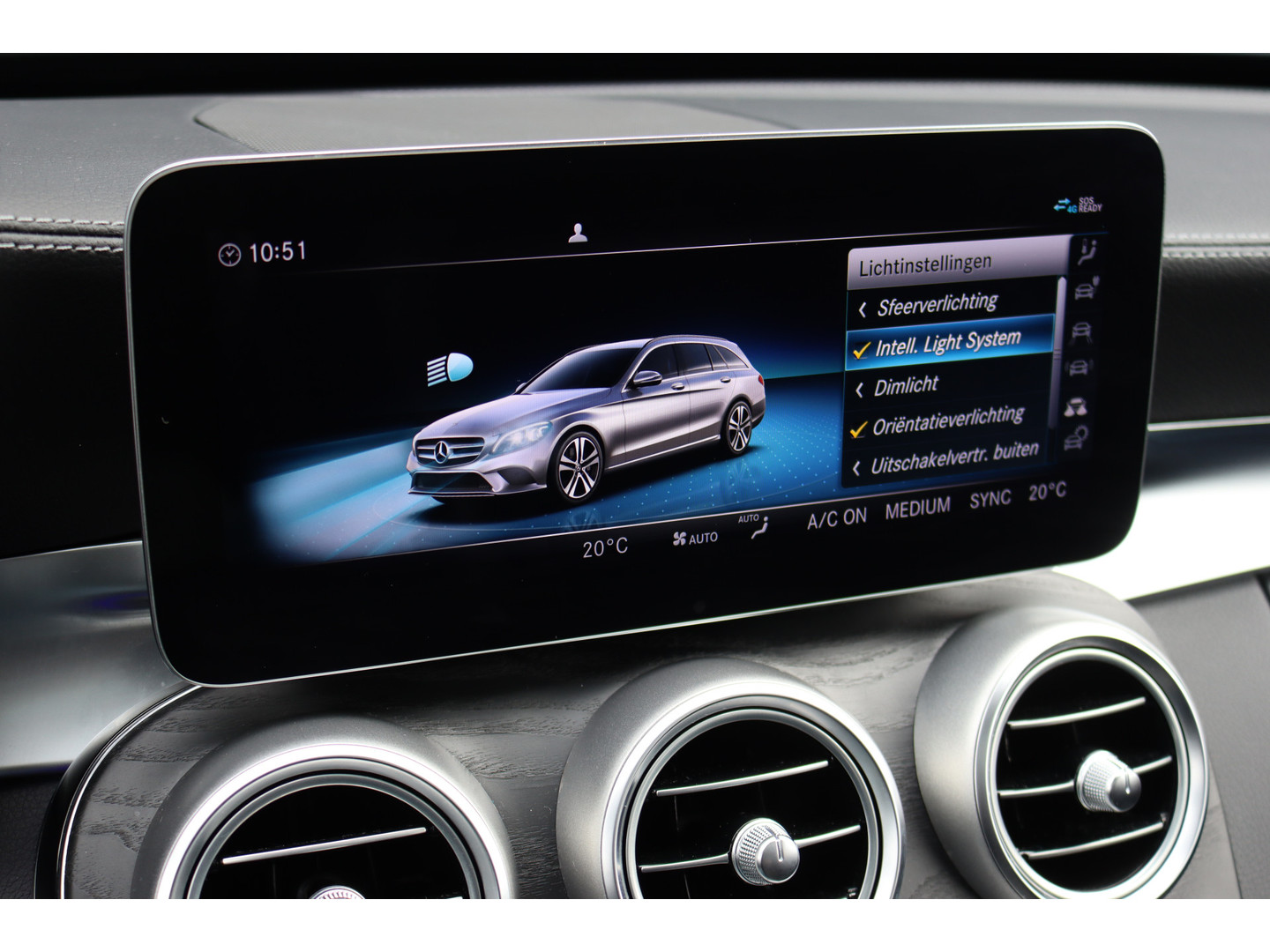 Mercedes-Benz Mercedes-Benz