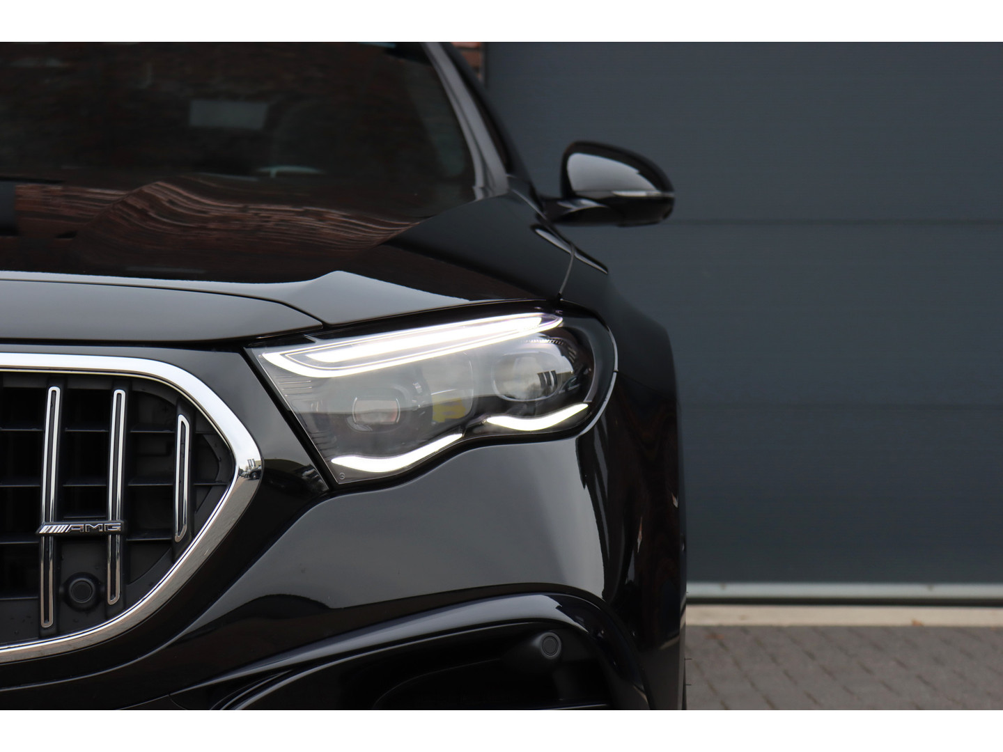 Mercedes-Benz Mercedes-Benz