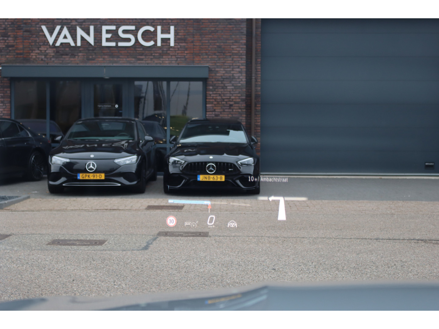 Mercedes-Benz Mercedes-Benz