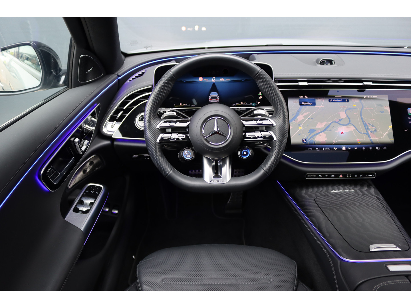 Mercedes-Benz Mercedes-Benz