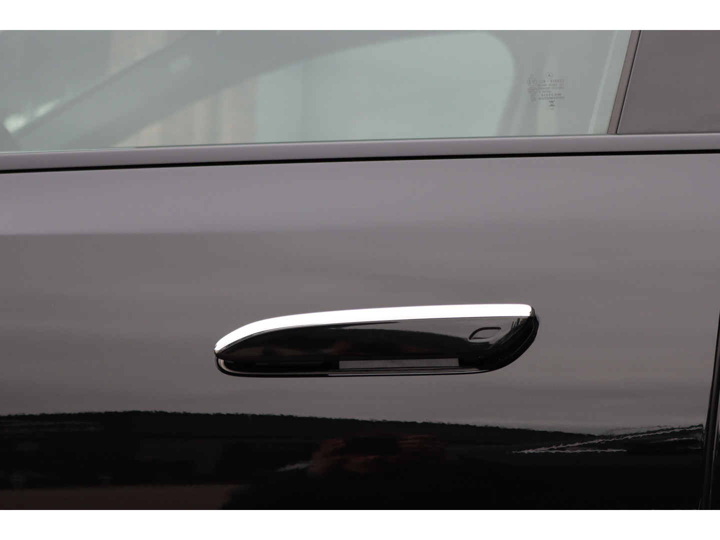 Mercedes-Benz Mercedes-Benz