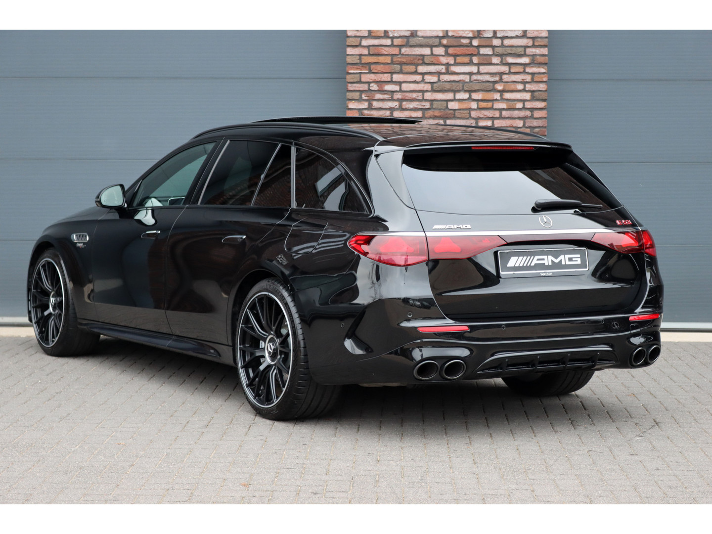 Mercedes-Benz Mercedes-Benz