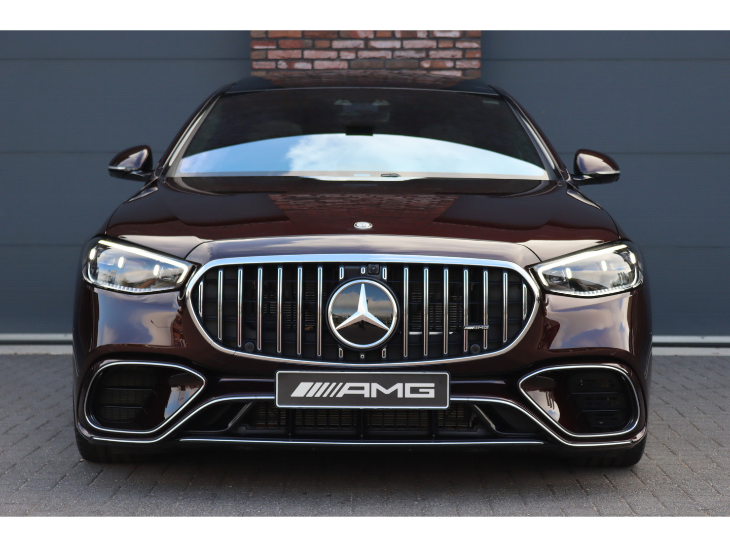 Mercedes-Benz