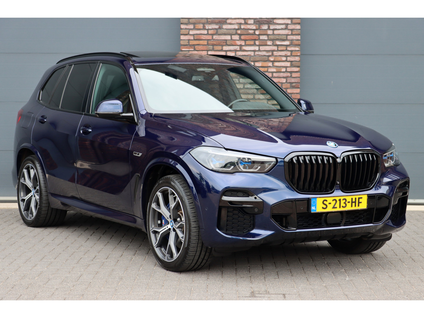 BMW