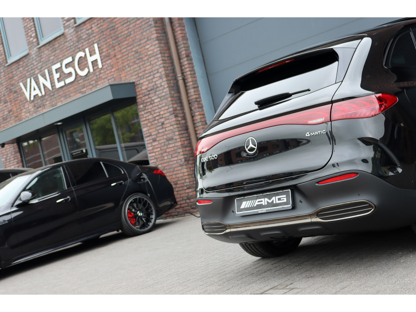 Mercedes-Benz Mercedes-Benz
