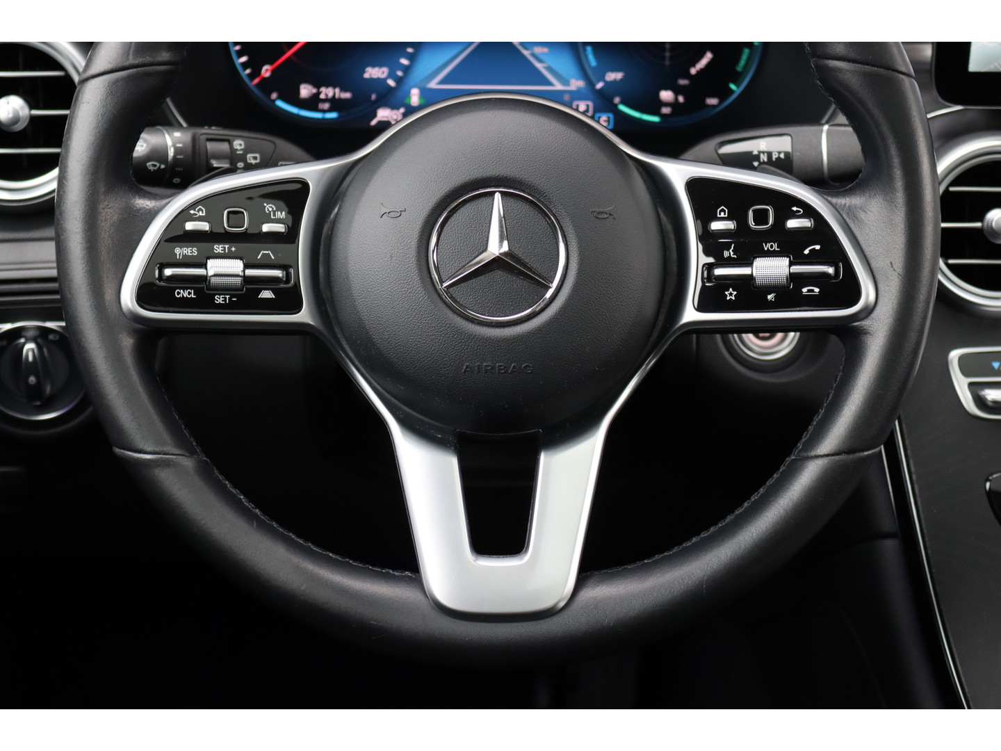 Mercedes-Benz Mercedes-Benz