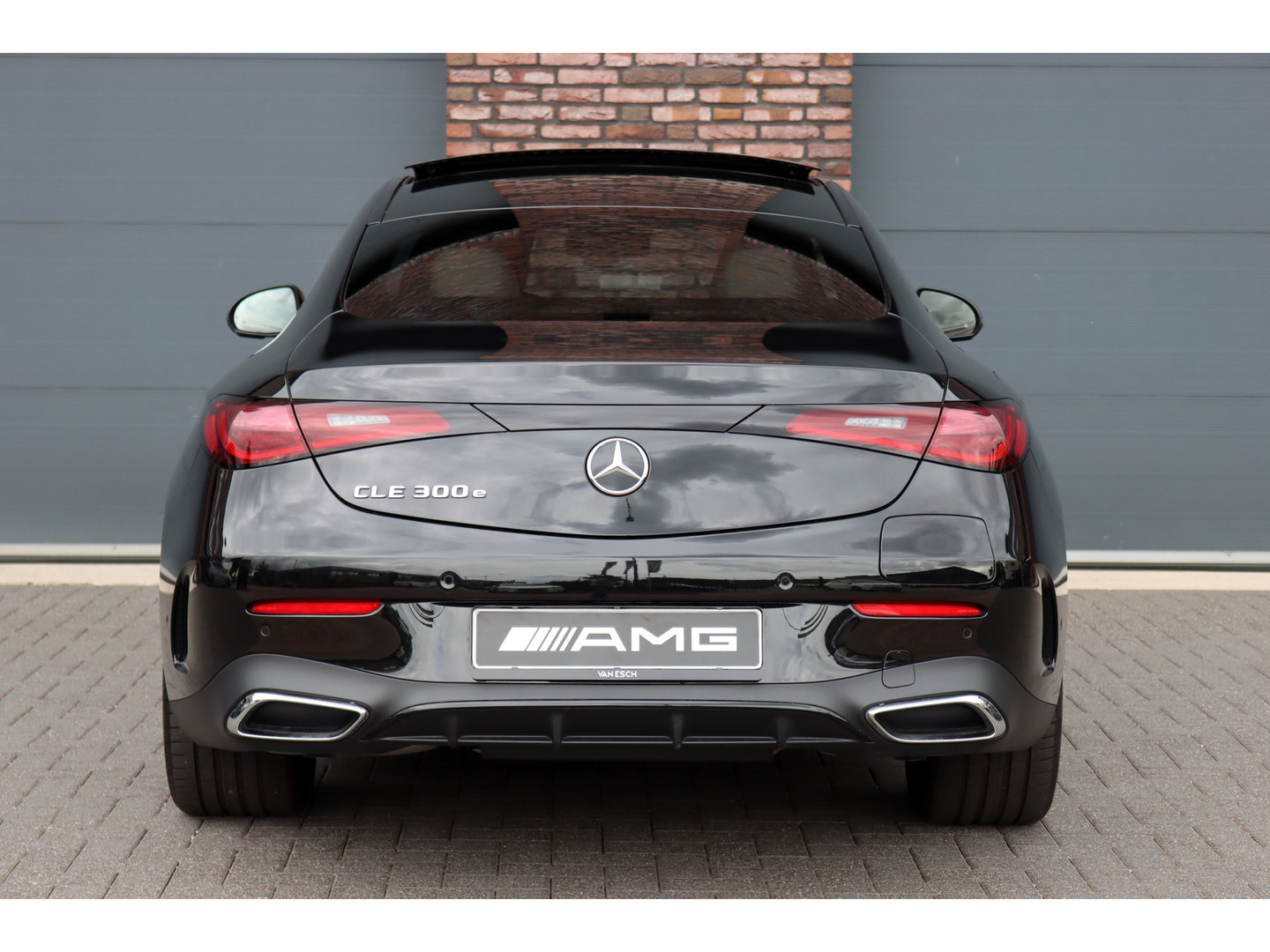 Mercedes-Benz Mercedes-Benz