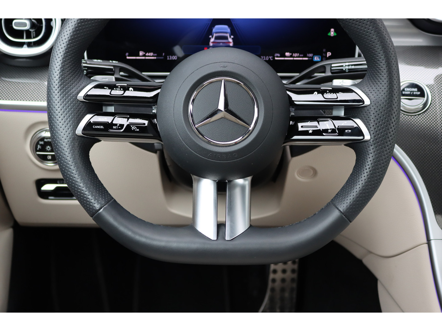 Mercedes-Benz Mercedes-Benz