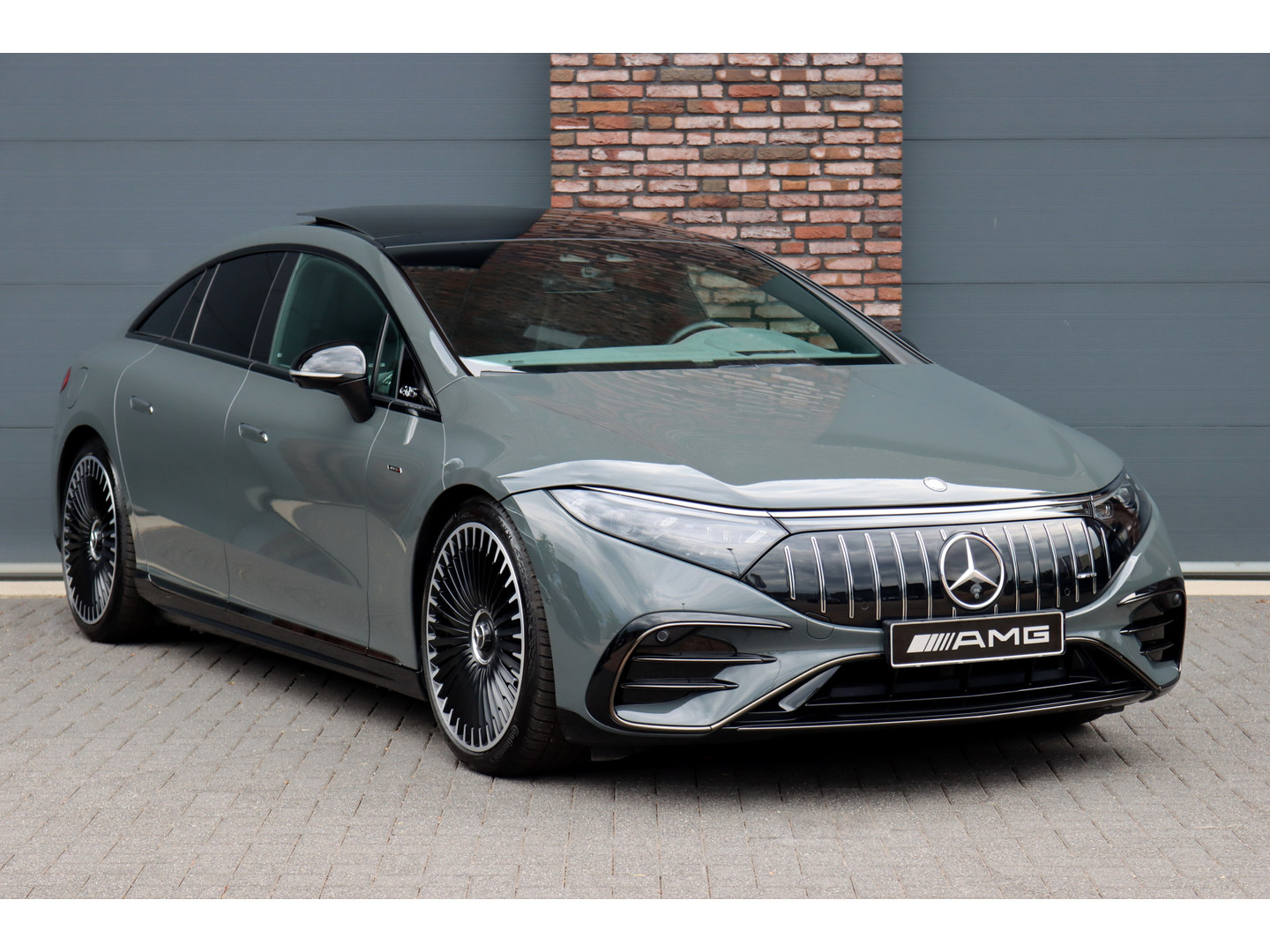 Mercedes-Benz Mercedes-Benz