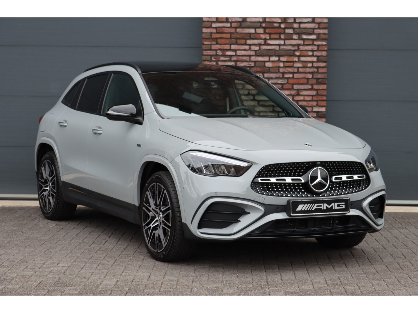 Mercedes-Benz