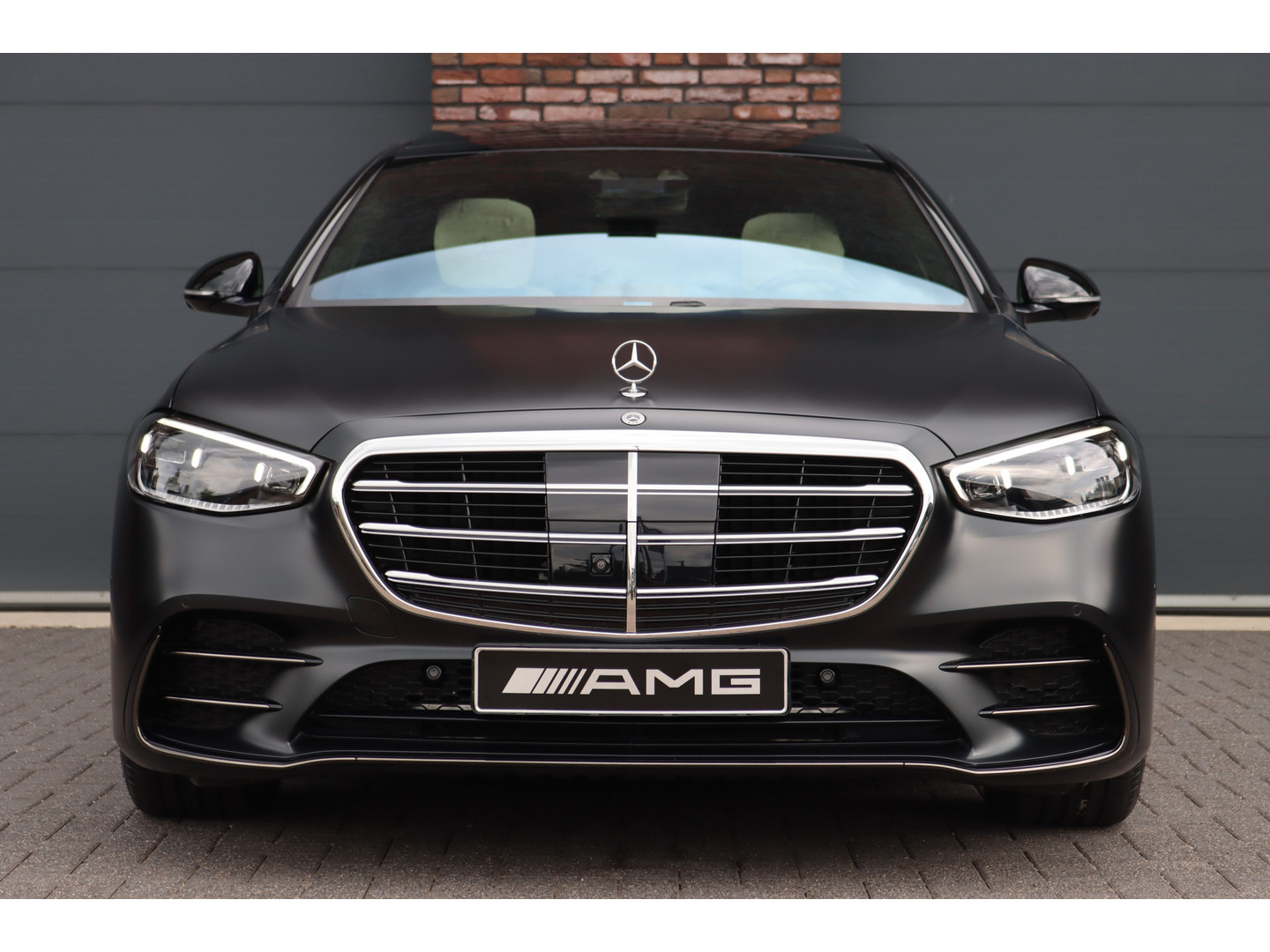 Mercedes-Benz Mercedes-Benz