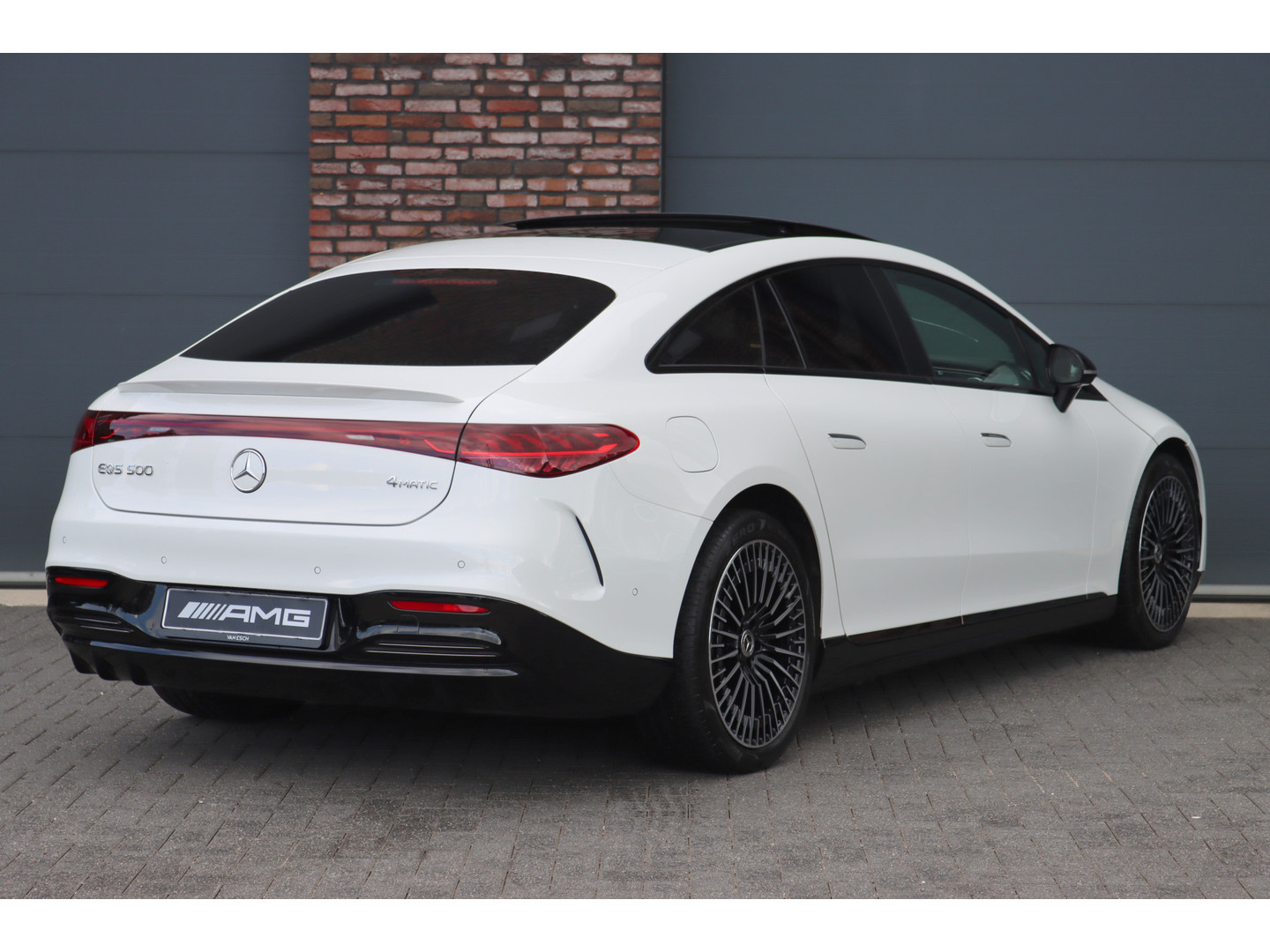 Mercedes-Benz Mercedes-Benz