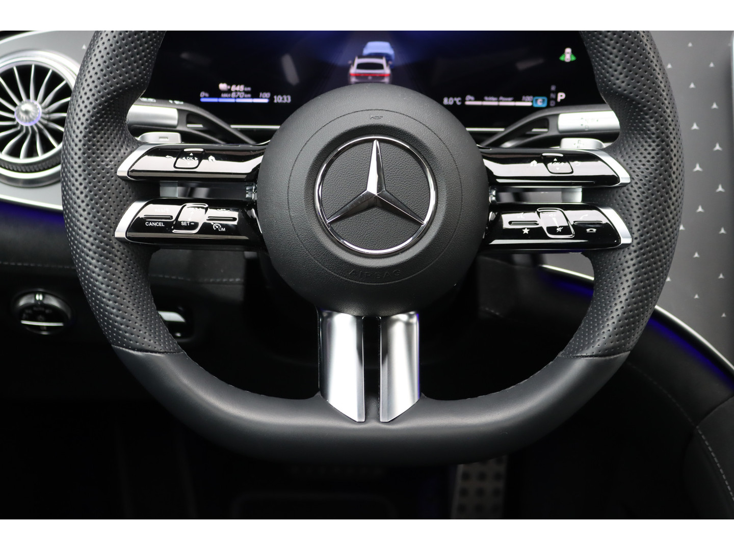 Mercedes-Benz Mercedes-Benz