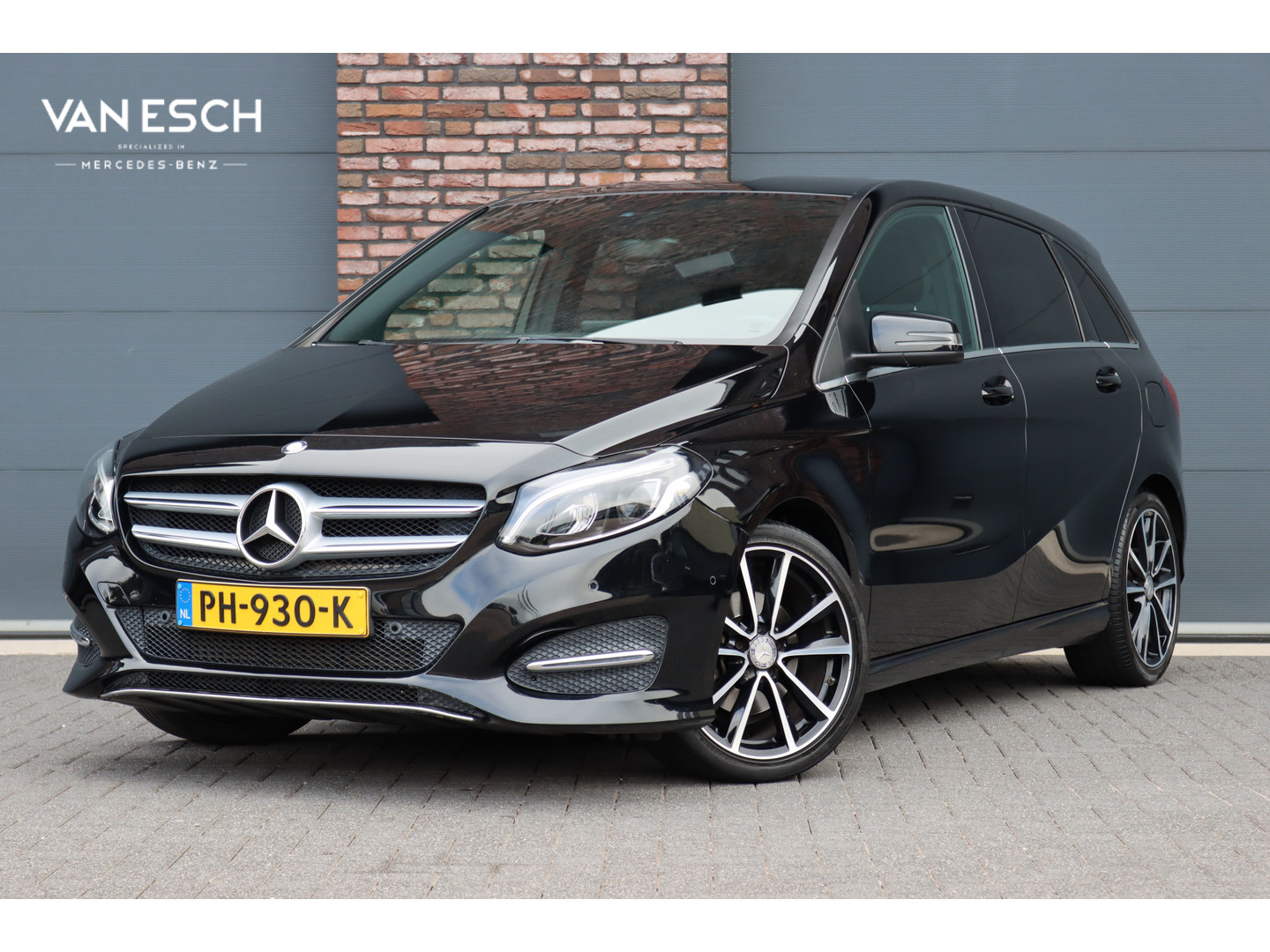 Mercedes-Benz Mercedes-Benz