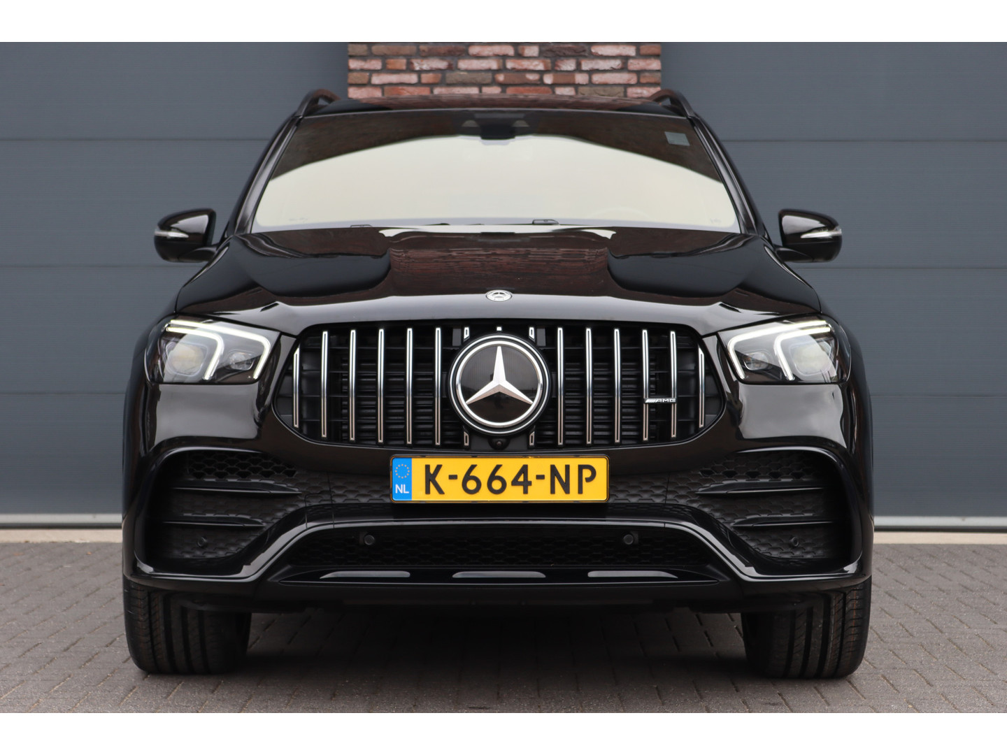 Mercedes-Benz Mercedes-Benz