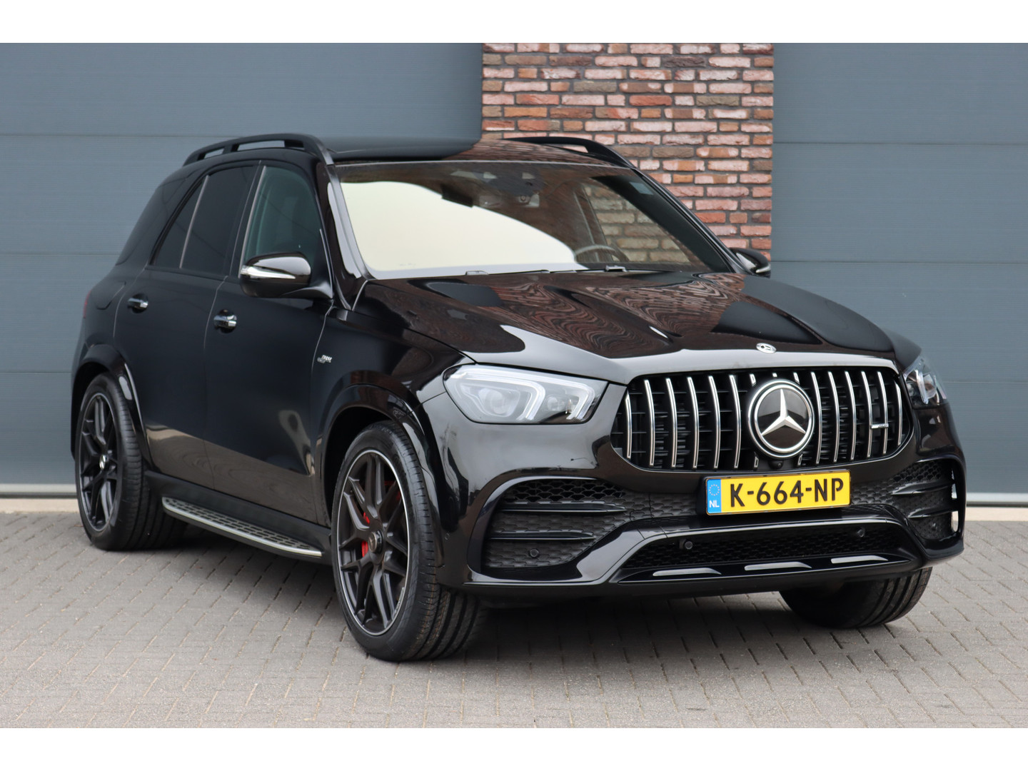 Mercedes-Benz Mercedes-Benz
