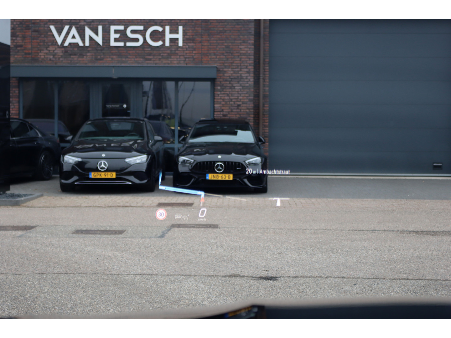 Mercedes-Benz Mercedes-Benz