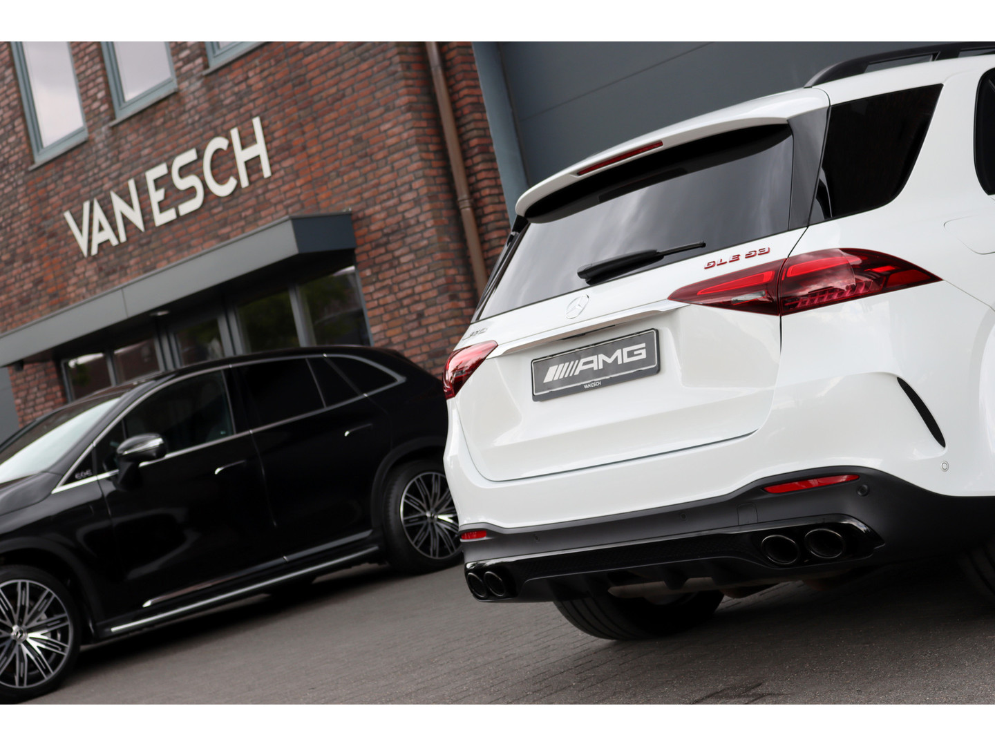Mercedes-Benz Mercedes-Benz