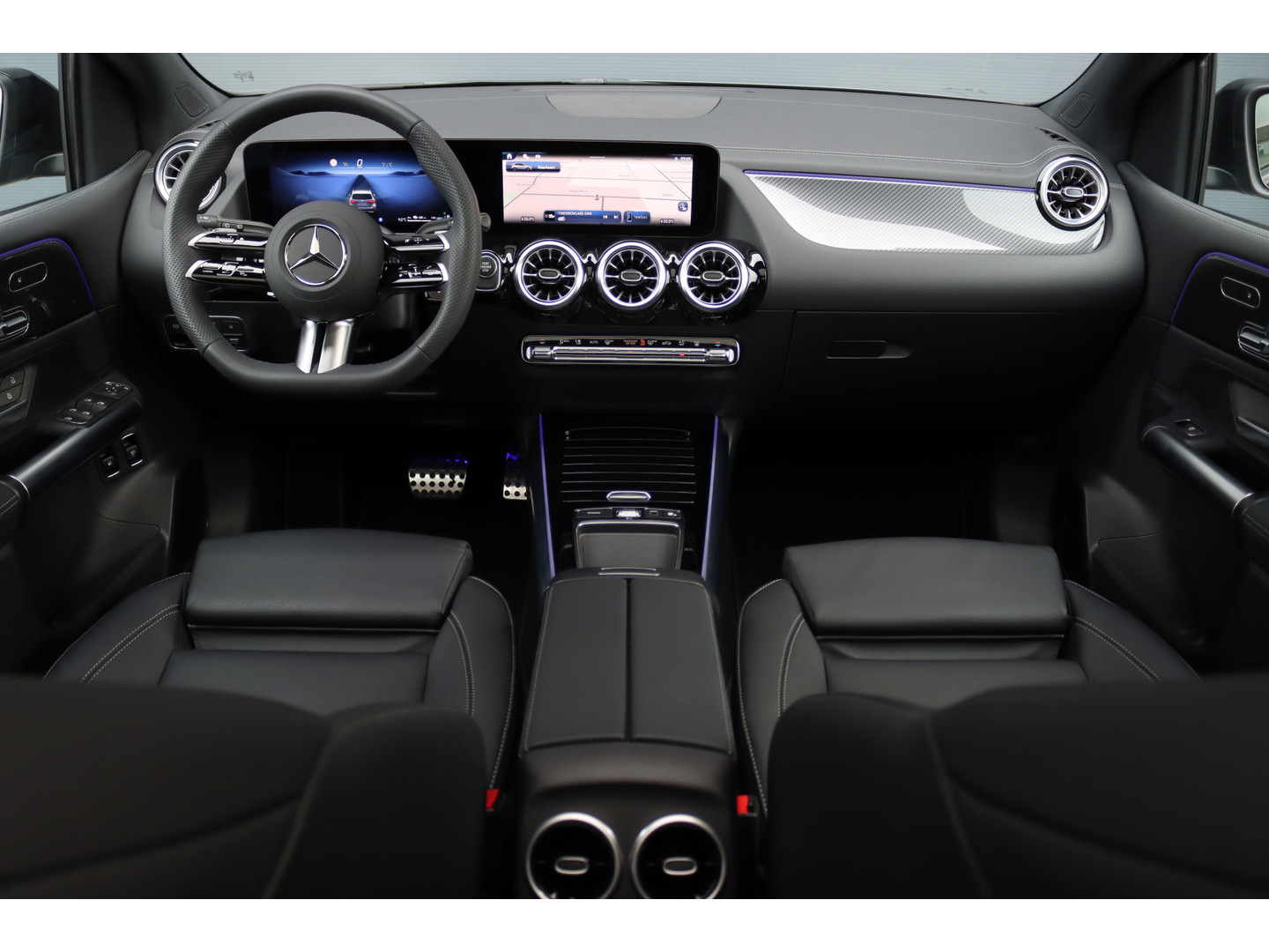 Mercedes-Benz Mercedes-Benz