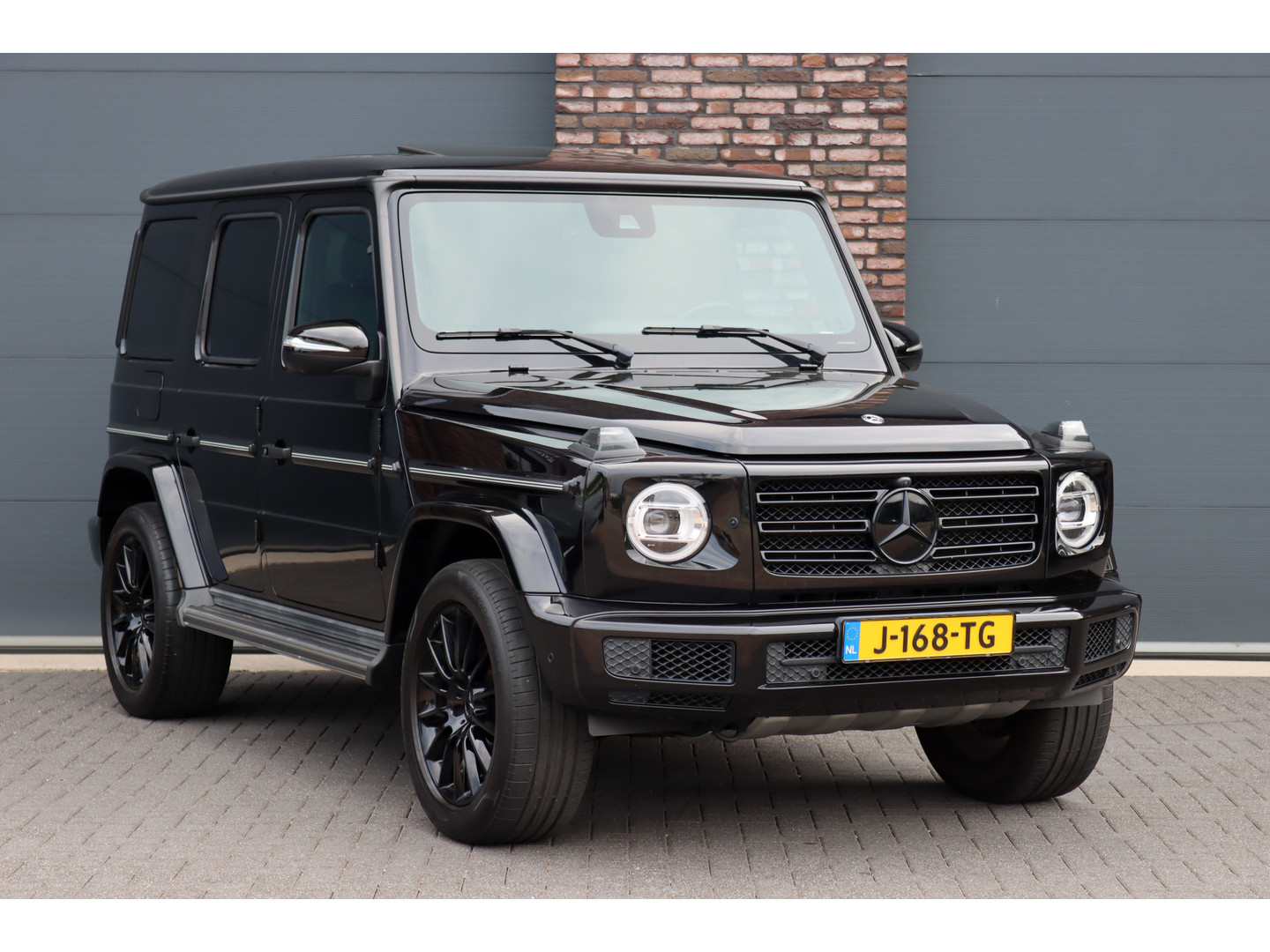 Mercedes-Benz Mercedes-Benz