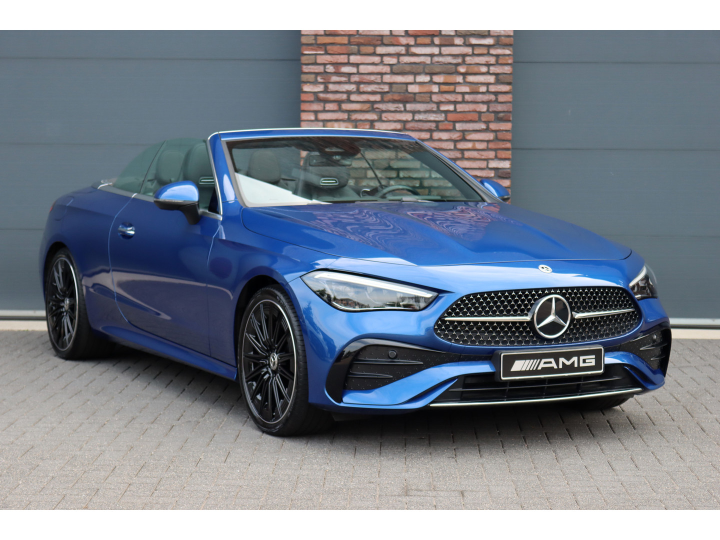 Mercedes-Benz Mercedes-Benz