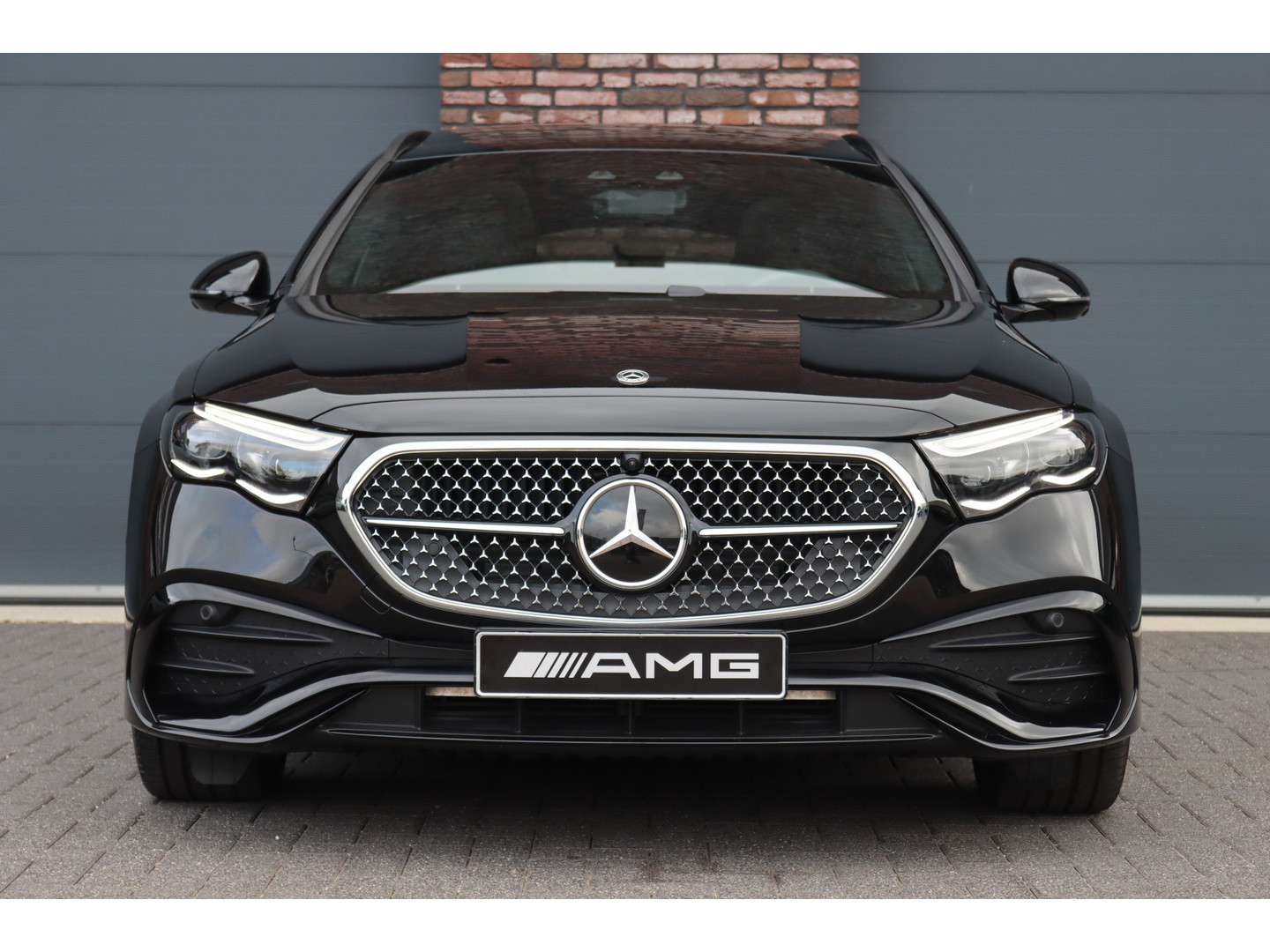 Mercedes-Benz Mercedes-Benz