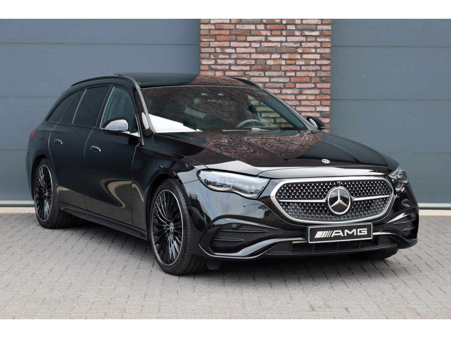 Mercedes-Benz Mercedes-Benz