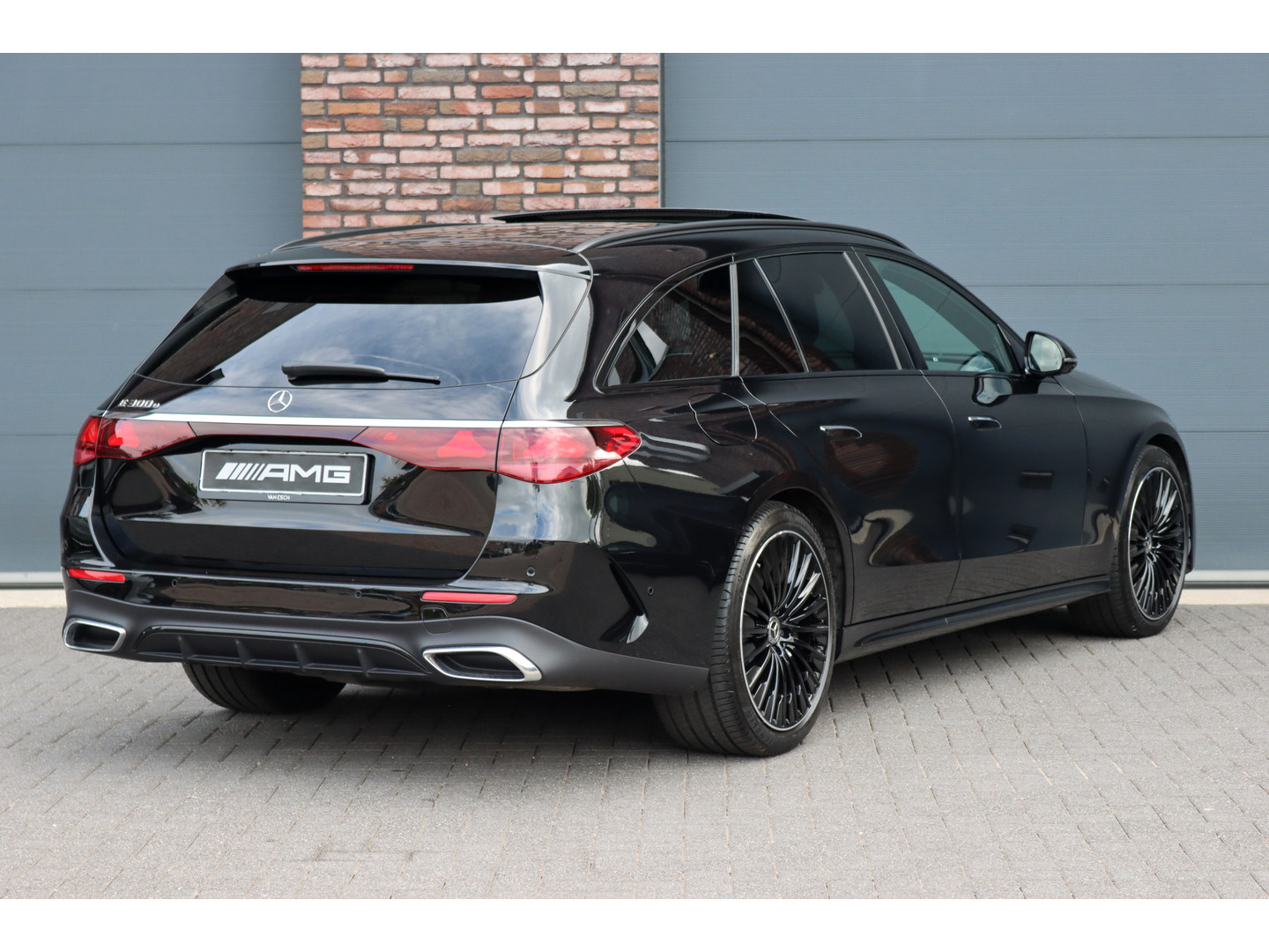 Mercedes-Benz Mercedes-Benz