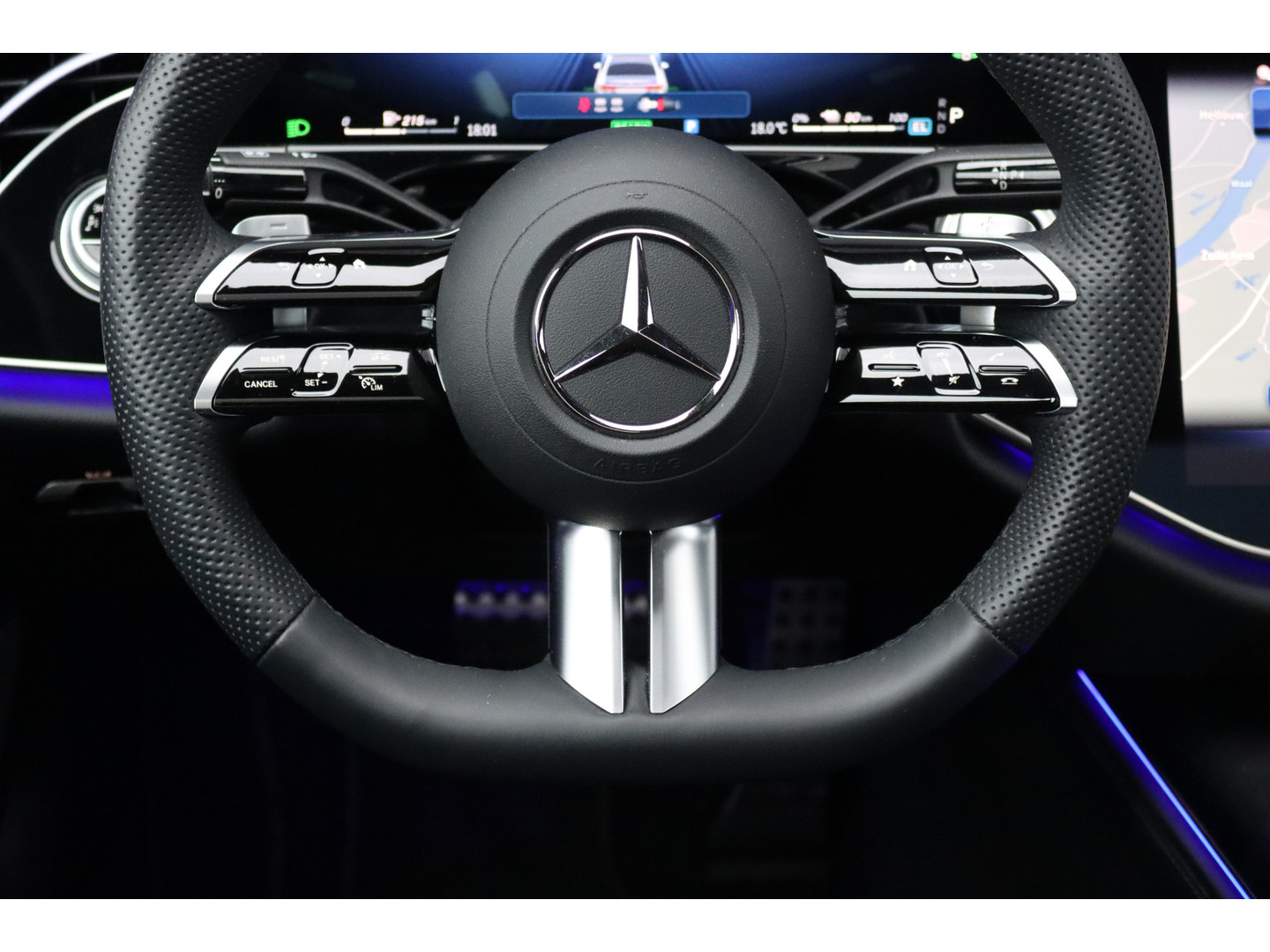 Mercedes-Benz Mercedes-Benz