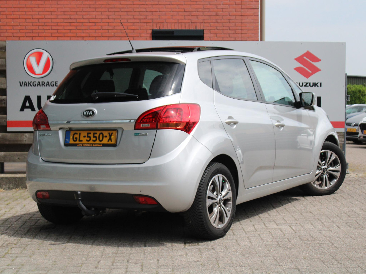 Kia