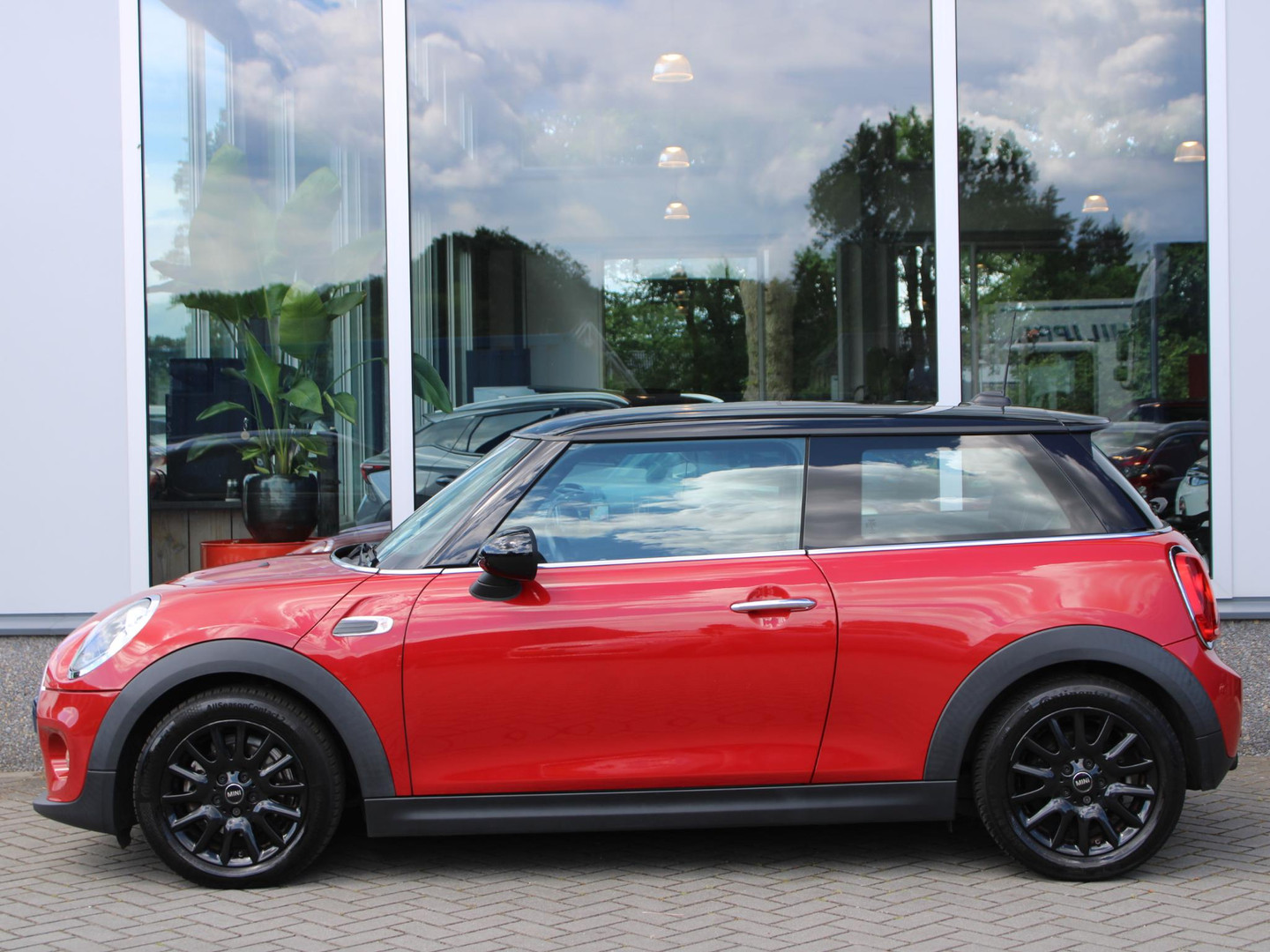 MINI