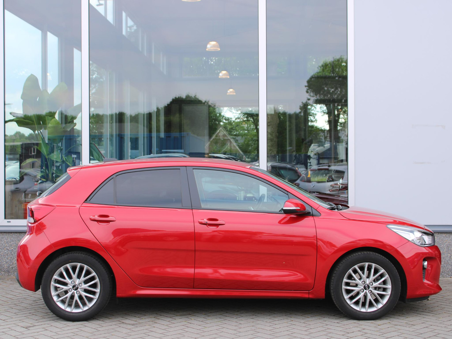 Kia