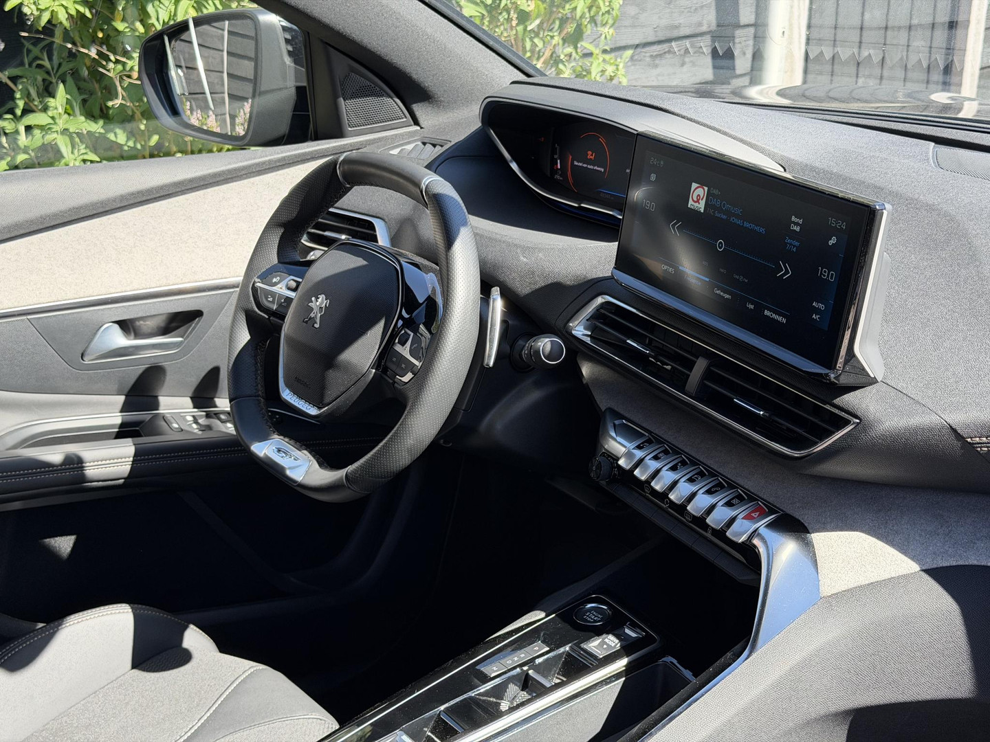 Peugeot