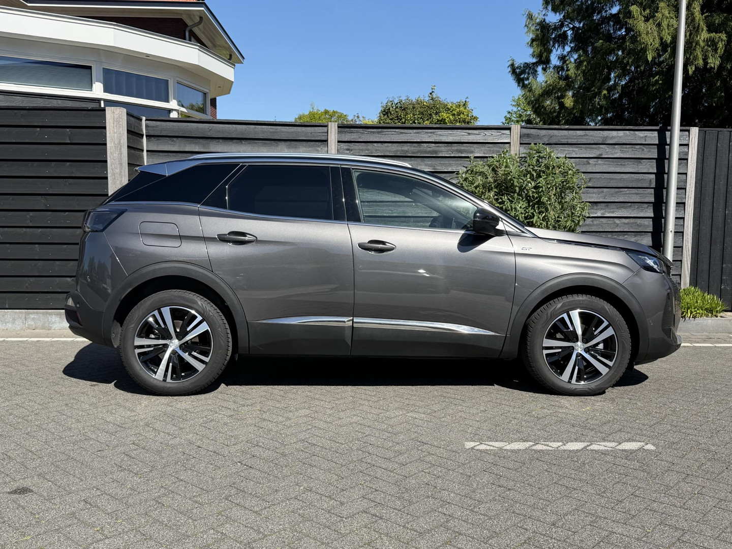 Peugeot