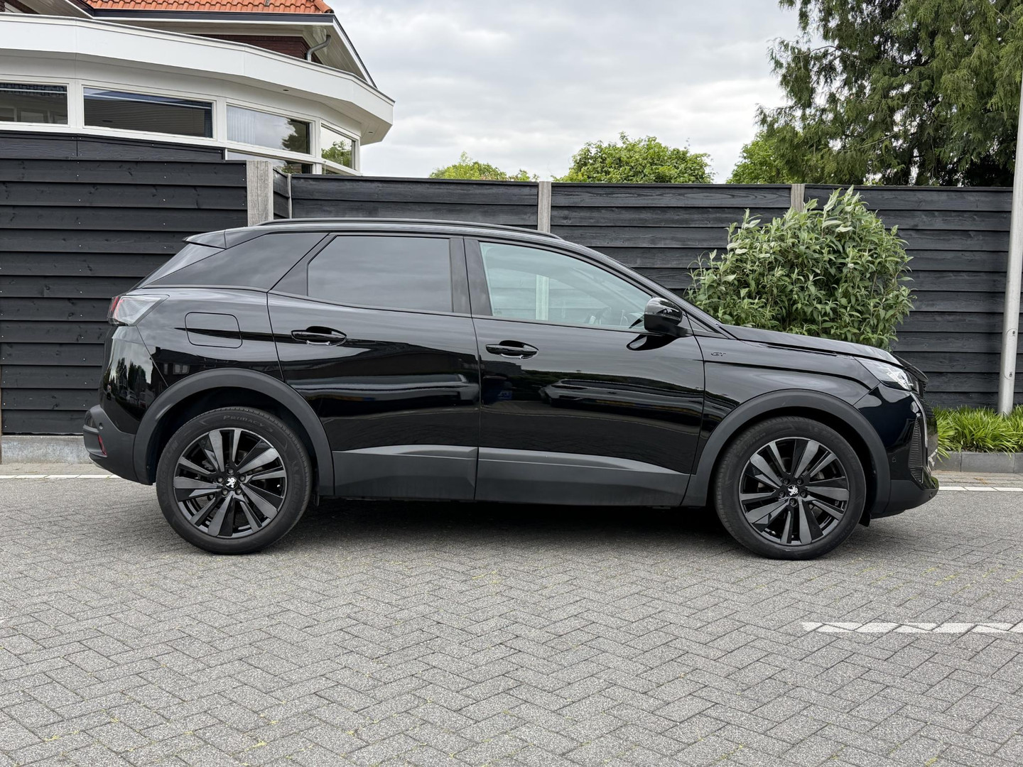 Peugeot