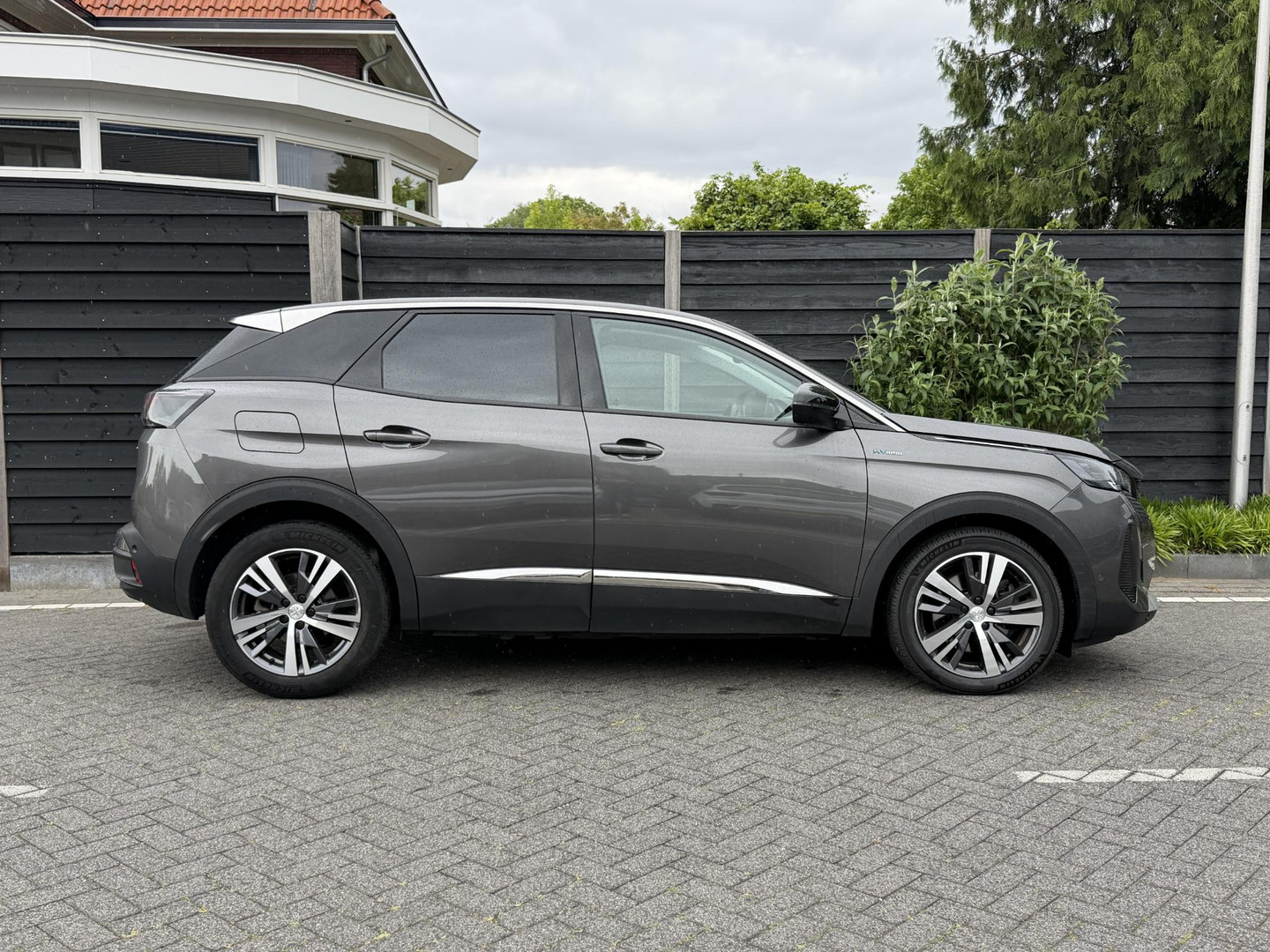 Peugeot