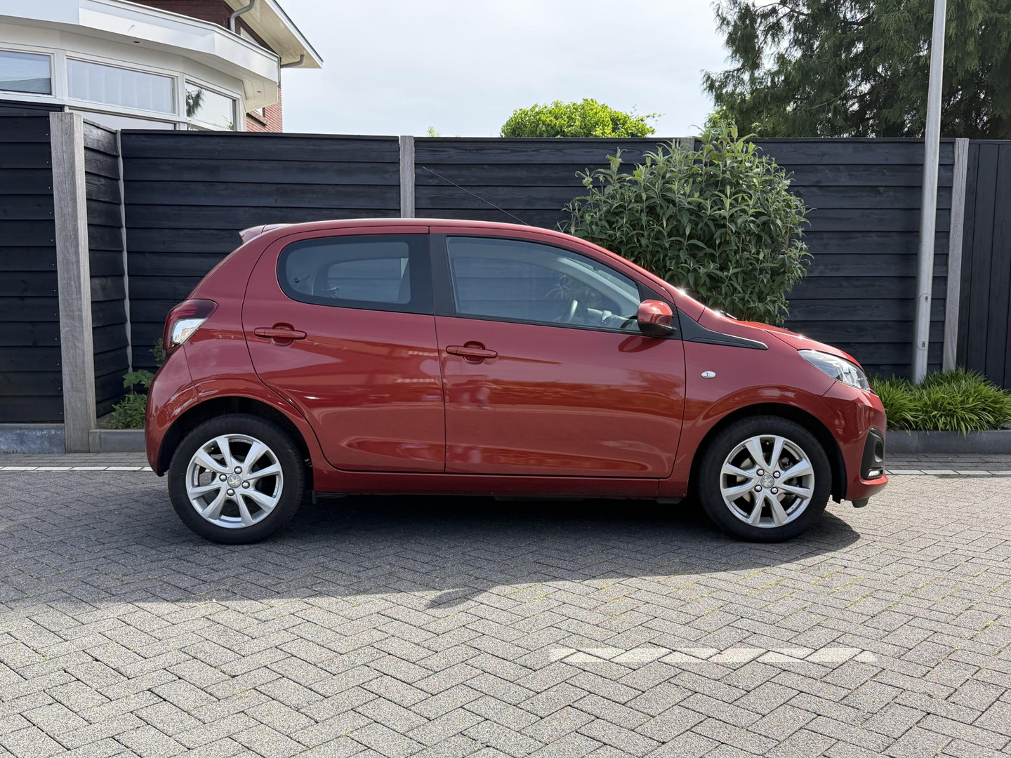 Peugeot