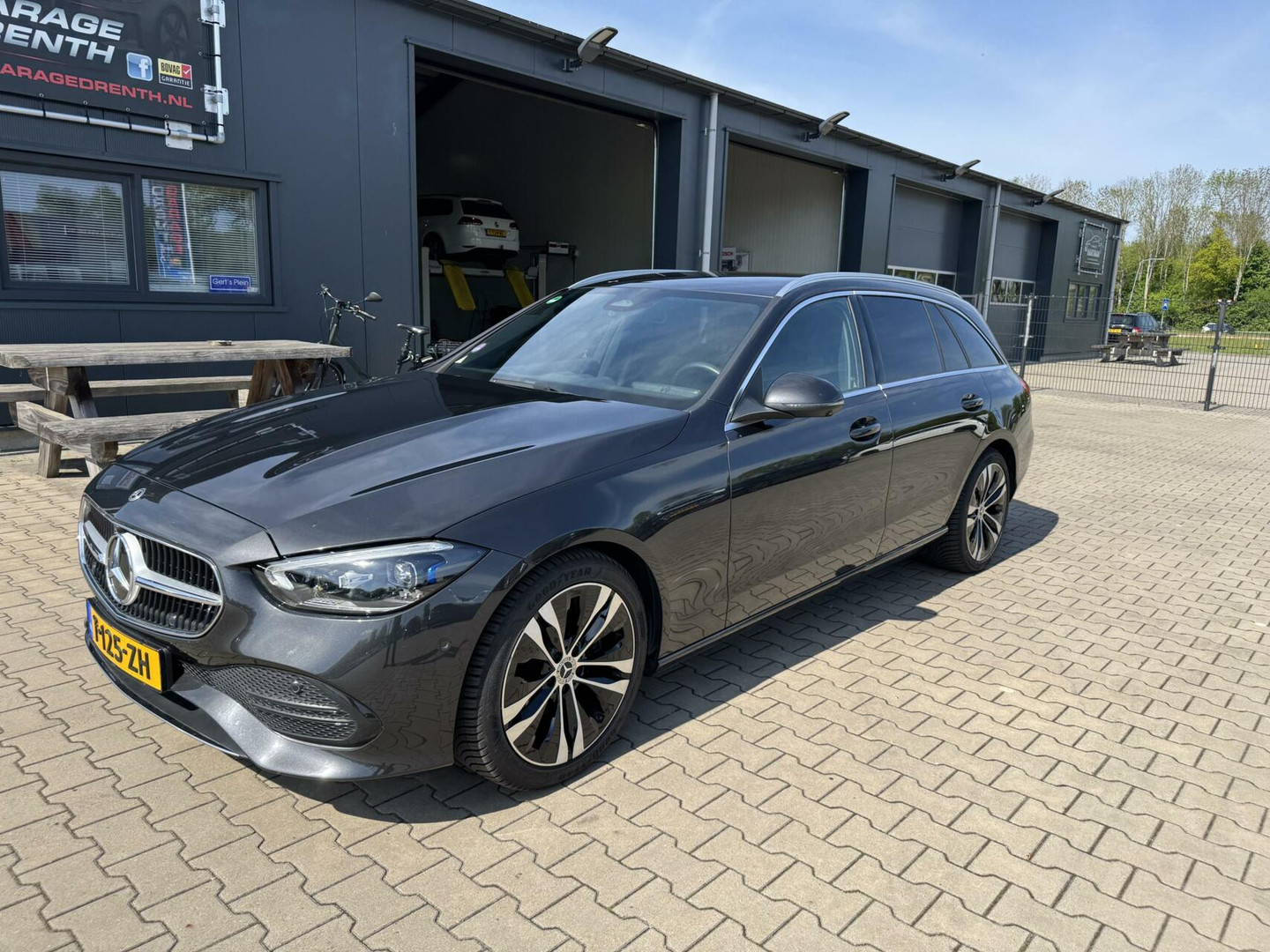 Mercedes-Benz
