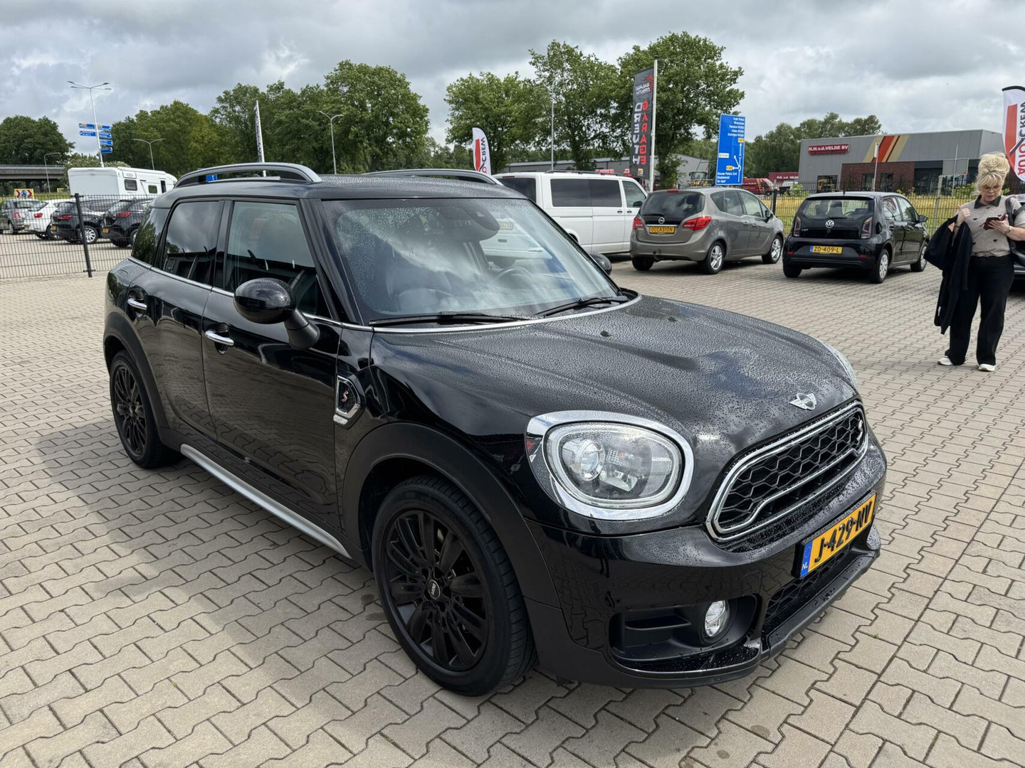 MINI