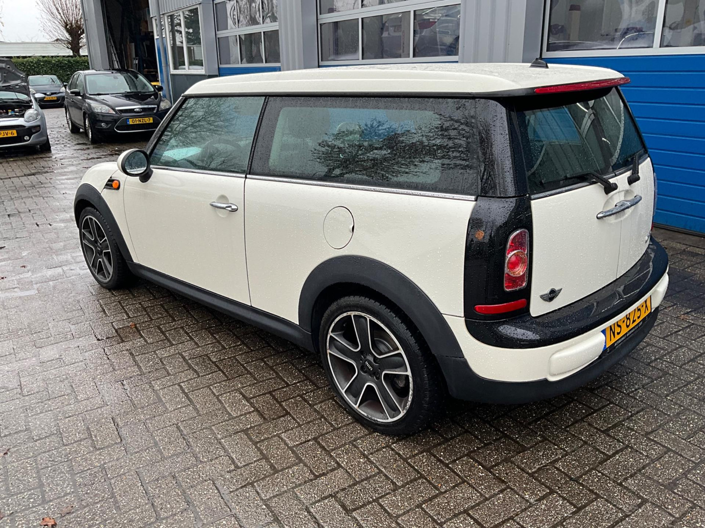 MINI