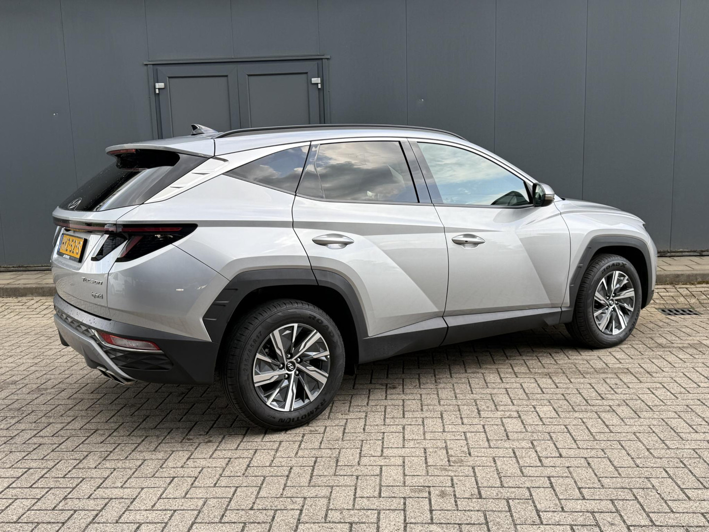 Hyundai Hyundai