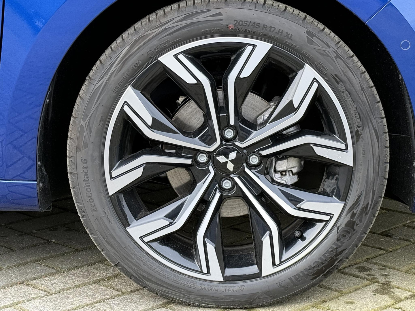 Mitsubishi Mitsubishi