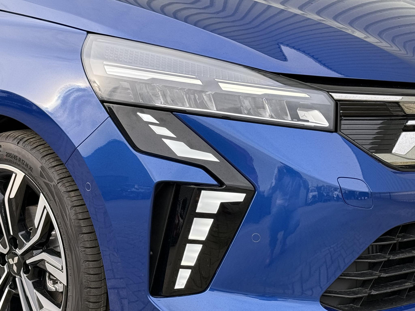 Mitsubishi Mitsubishi