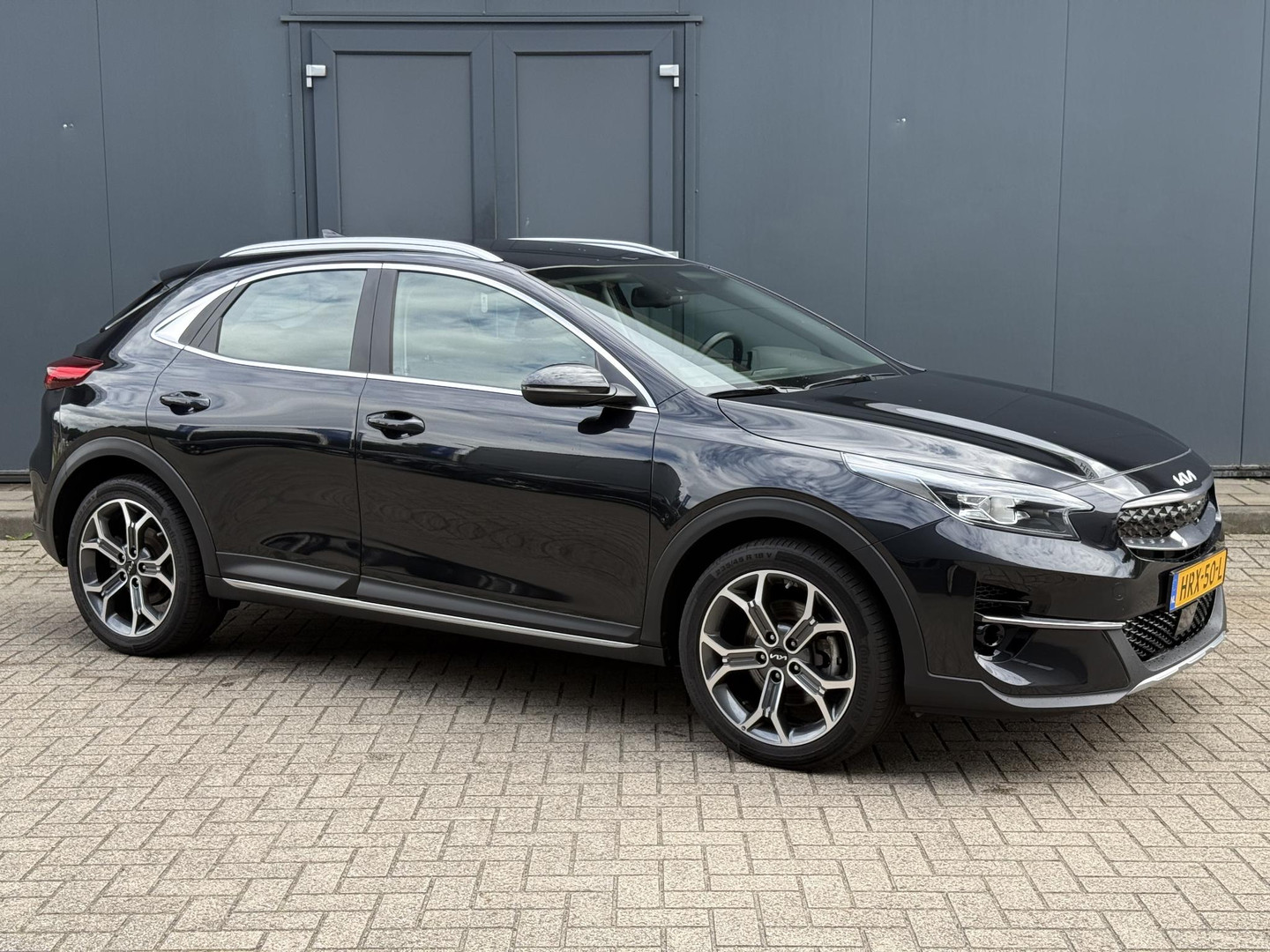 Kia